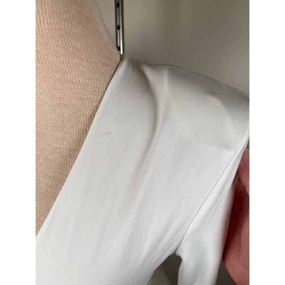 Zhivago Go On Your Own Way Long Sleeve Cutout White Maxi Gown Size 4 - Picture 9 of 11